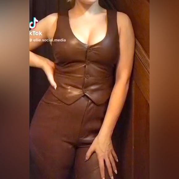 Bootcut pant with matching faux leather brown vest. Purchased @ Aritzia July ‘21 - Picture 1 of 4